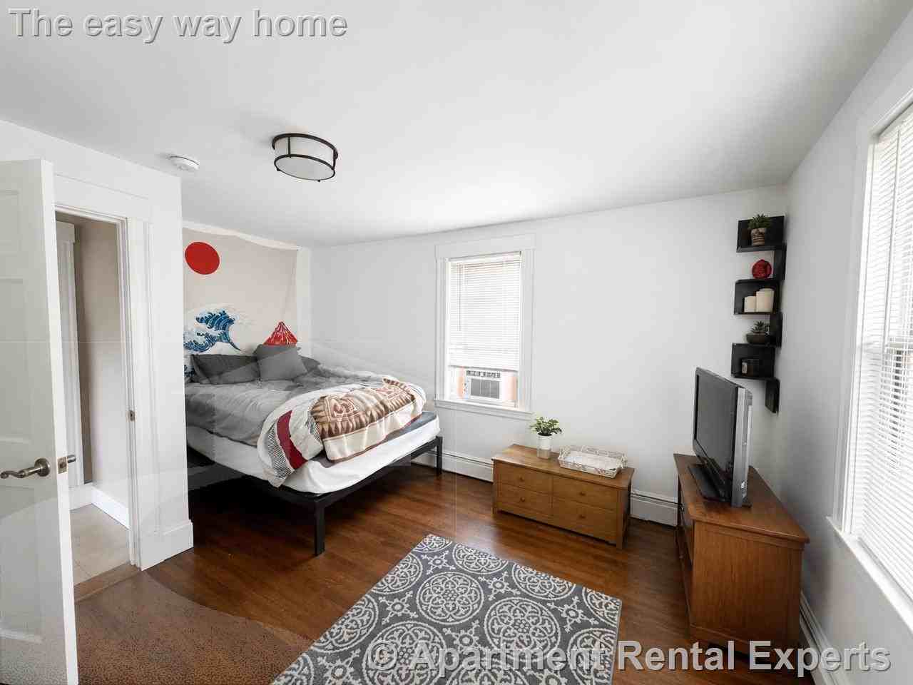27 Thacher St ## 29 - Photo 5 of 13
