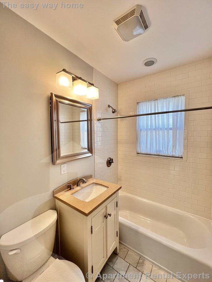 36 Dedham St #1 - Photo 5 of 15