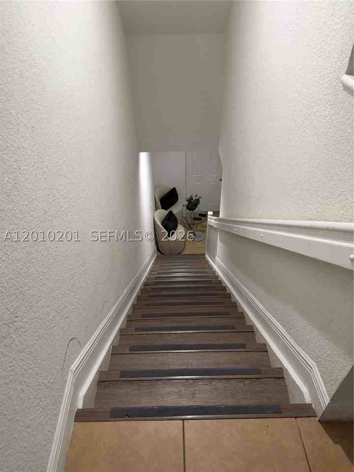 11942 Sw 26th Ct - Photo 2 of 5