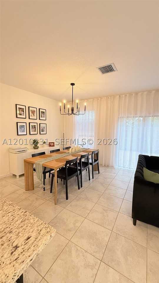 20761 Ne 2nd Ct - Photo 7 of 48