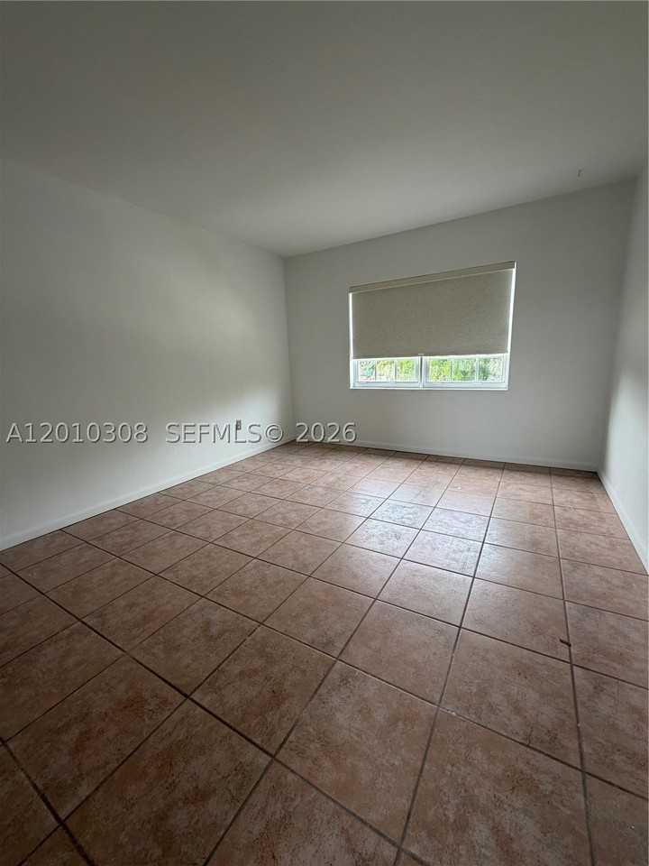 6201 Sw 21st St #6203 - Photo 3 of 4