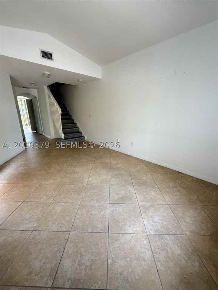 4939 N Harbor Isles Dr #106 - Photo 6 of 19