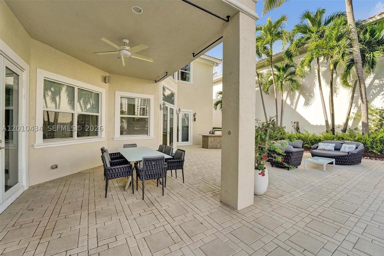 1575 Windjammer Way - Photo 7 of 42