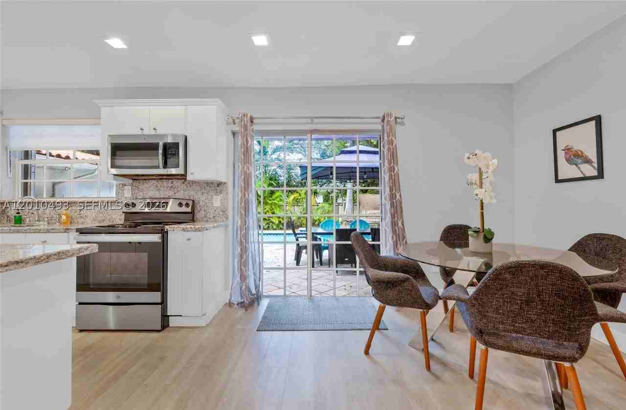 7711 Coquina Dr #0 - Photo 4 of 46