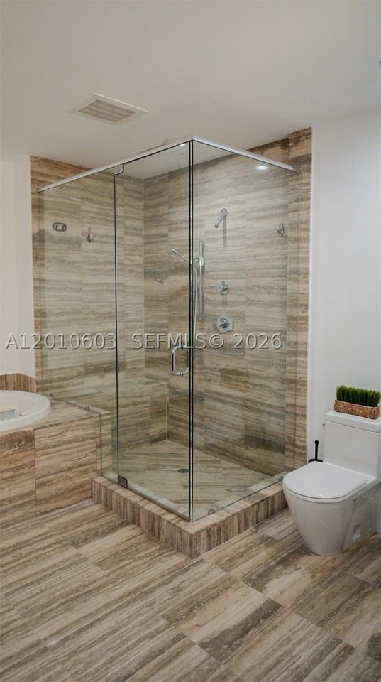 15901 Collins Ave #1102 - Photo 7 of 20