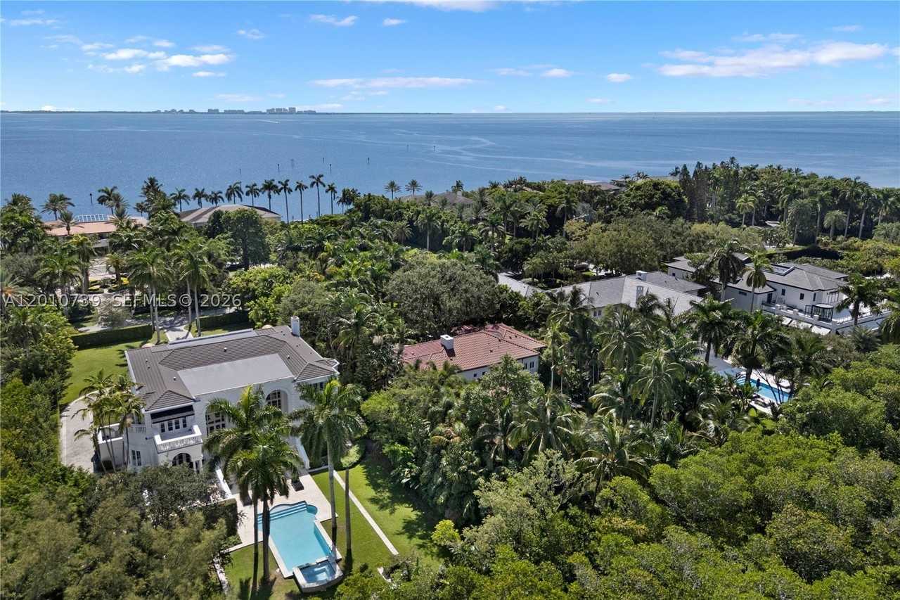 26 Tahiti Beach Island Rd - Photo 5 of 50