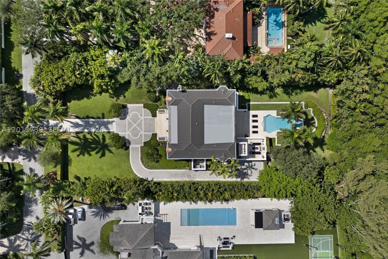 26 Tahiti Beach Island Rd - Photo 6 of 50