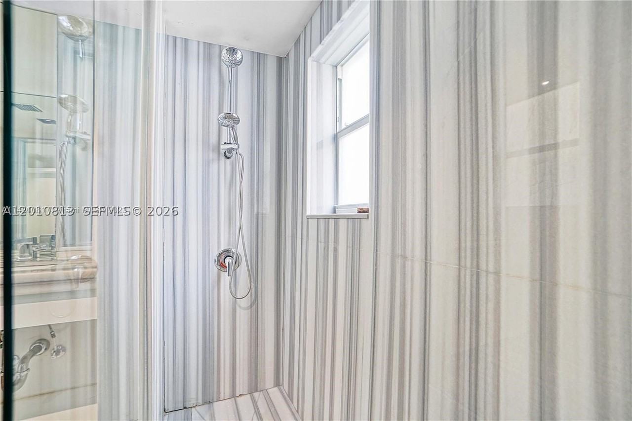 1358 Pennsylvania Ave #107 - Photo 6 of 21