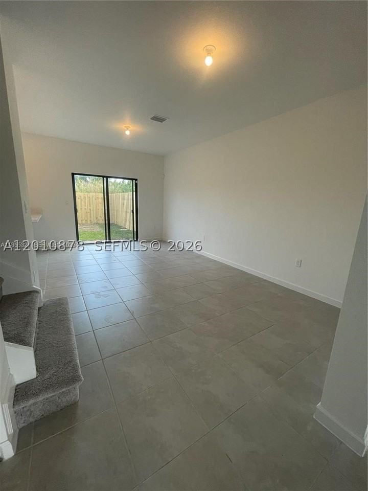 24641 Sw 117th Path #24641 - Photo 2 of 9