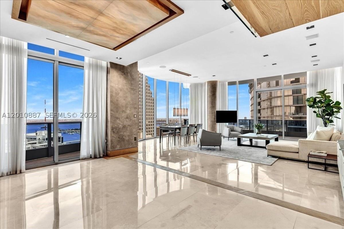 200 Biscayne Boulevard Way - Photo 4 of 40