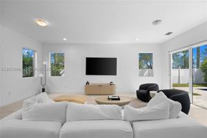 featured image of 9915 Nw 75th St #9915