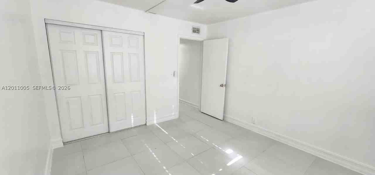 1020 Nw 80th Ave #203 - Photo 4 of 18