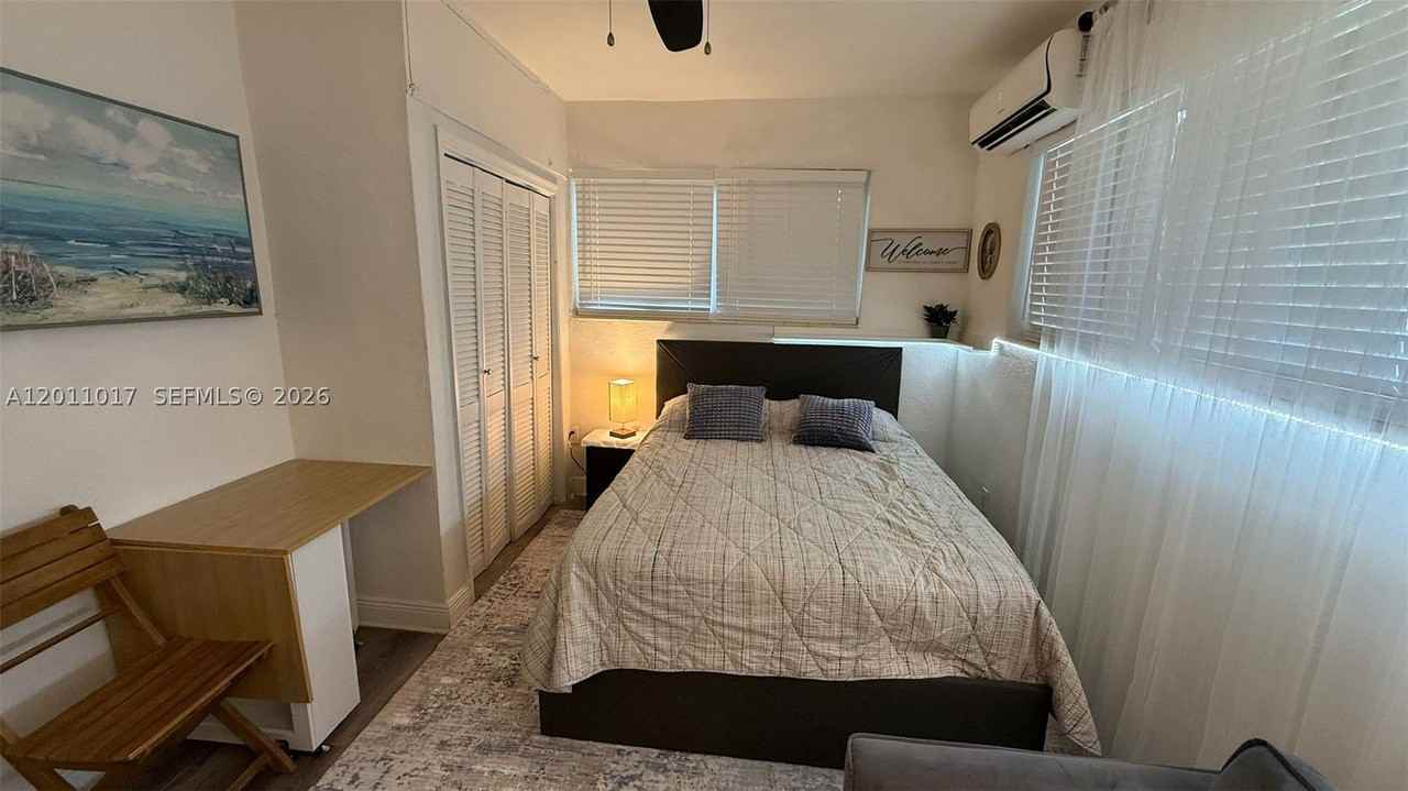 115 Se 2nd St #2 - Photo 2 of 11