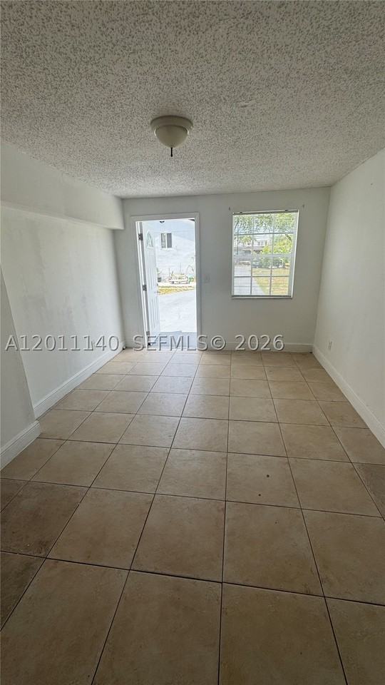 921 N 17th Ct #927 - Photo 7 of 13