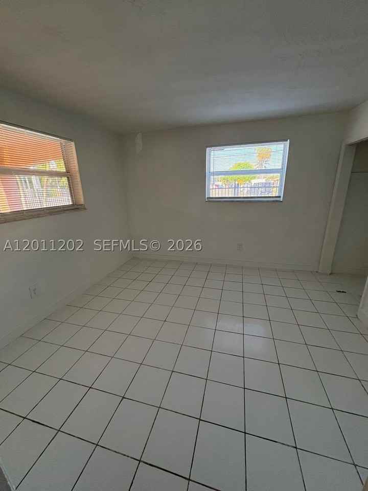 1590 Ne 125th Ter #1 - Photo 3 of 5