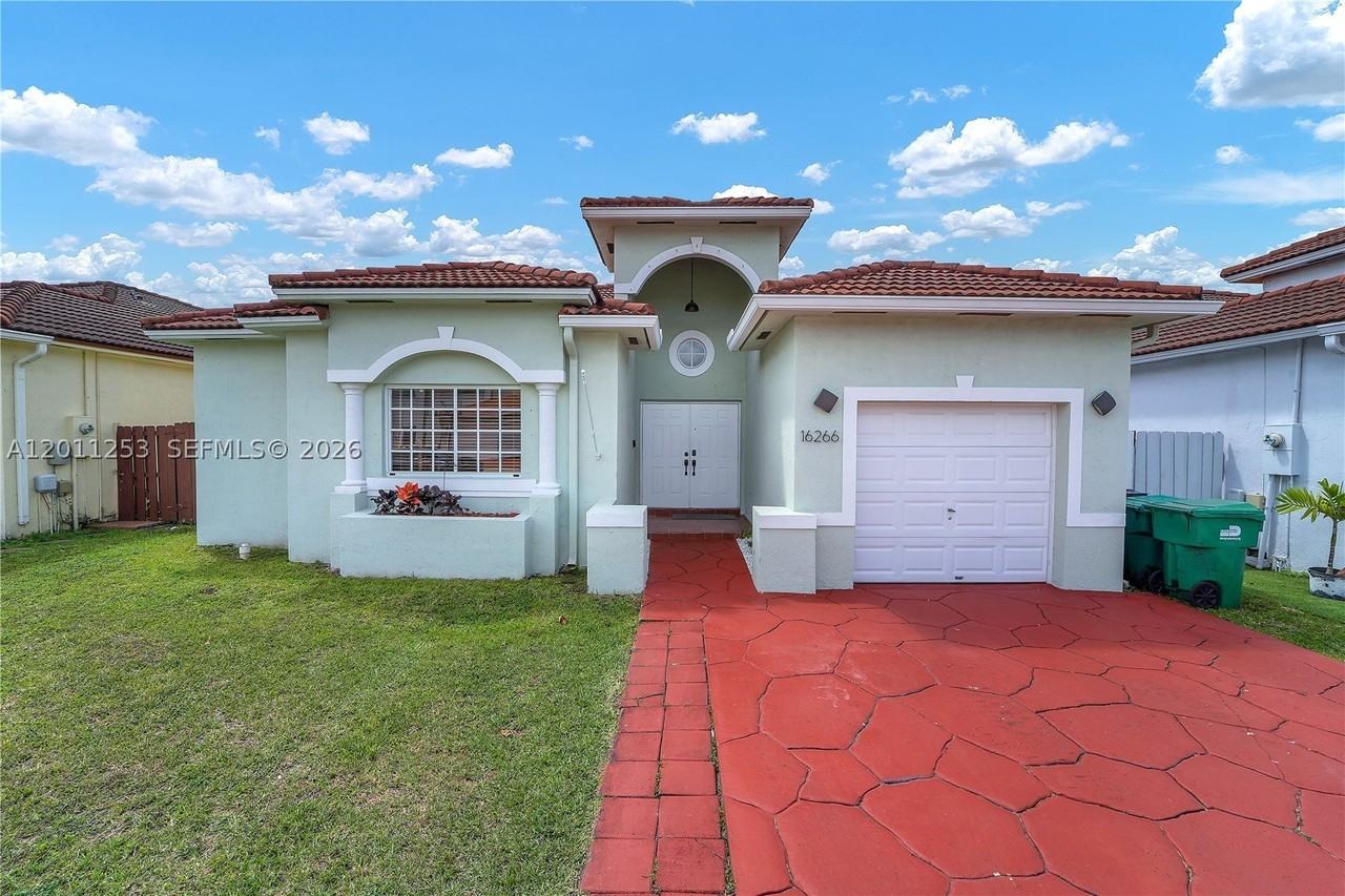 16266 Sw 54th Ter #0 - Photo 3 of 26