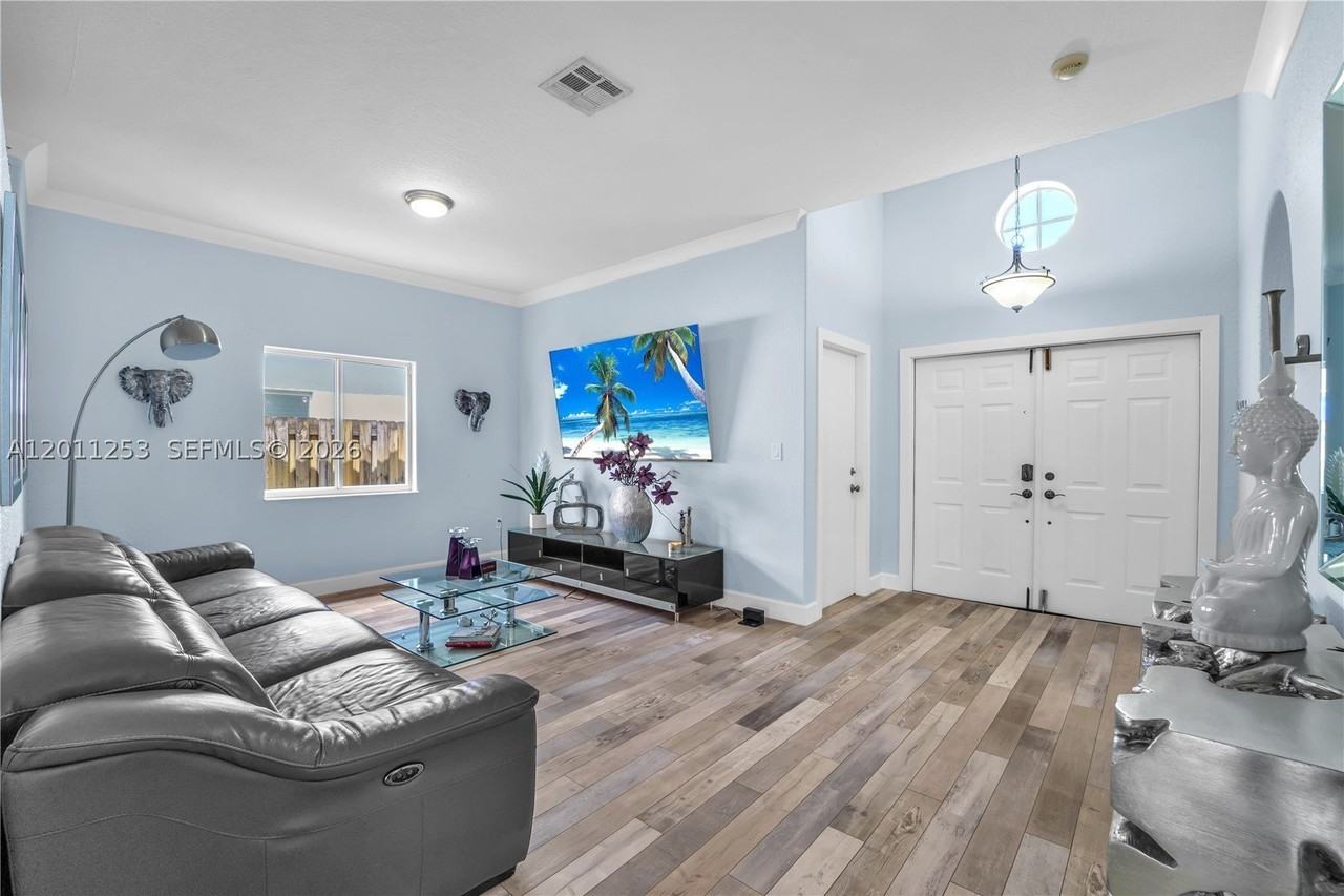 16266 Sw 54th Ter #0 - Photo 6 of 26