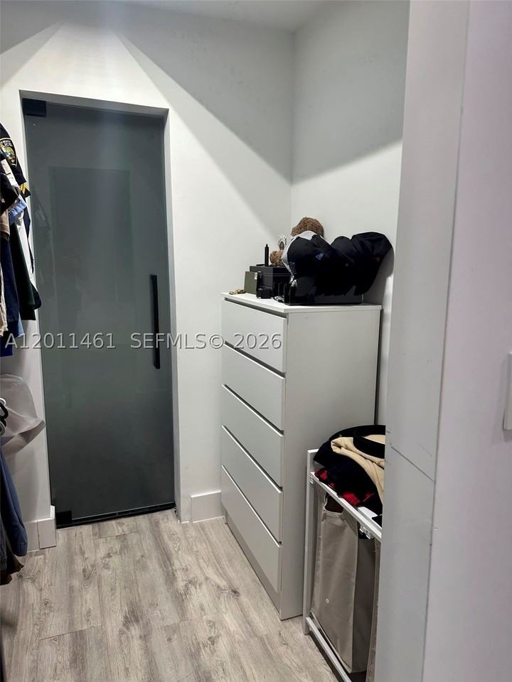 709 Sw 79th Ter - Photo 7 of 16