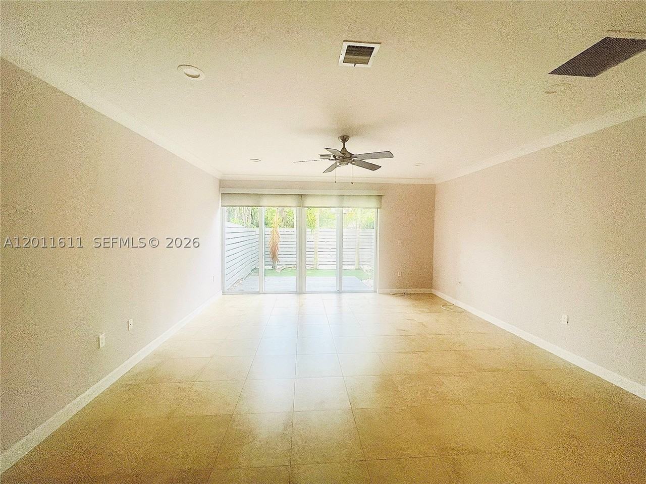 822 Ne 19th Ave - Photo 4 of 46