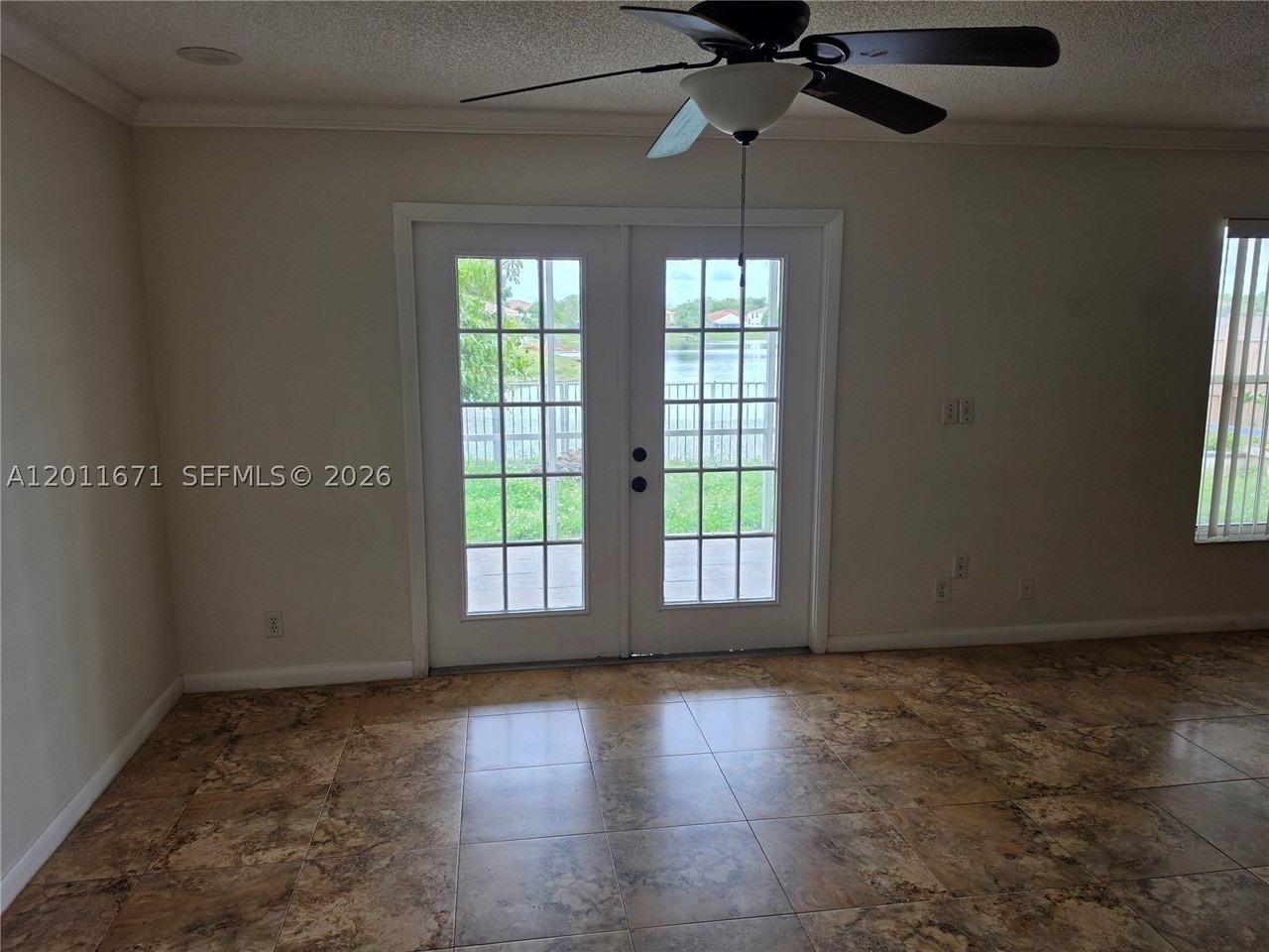 6178 Buena Vista Dr #6178 - Photo 6 of 19