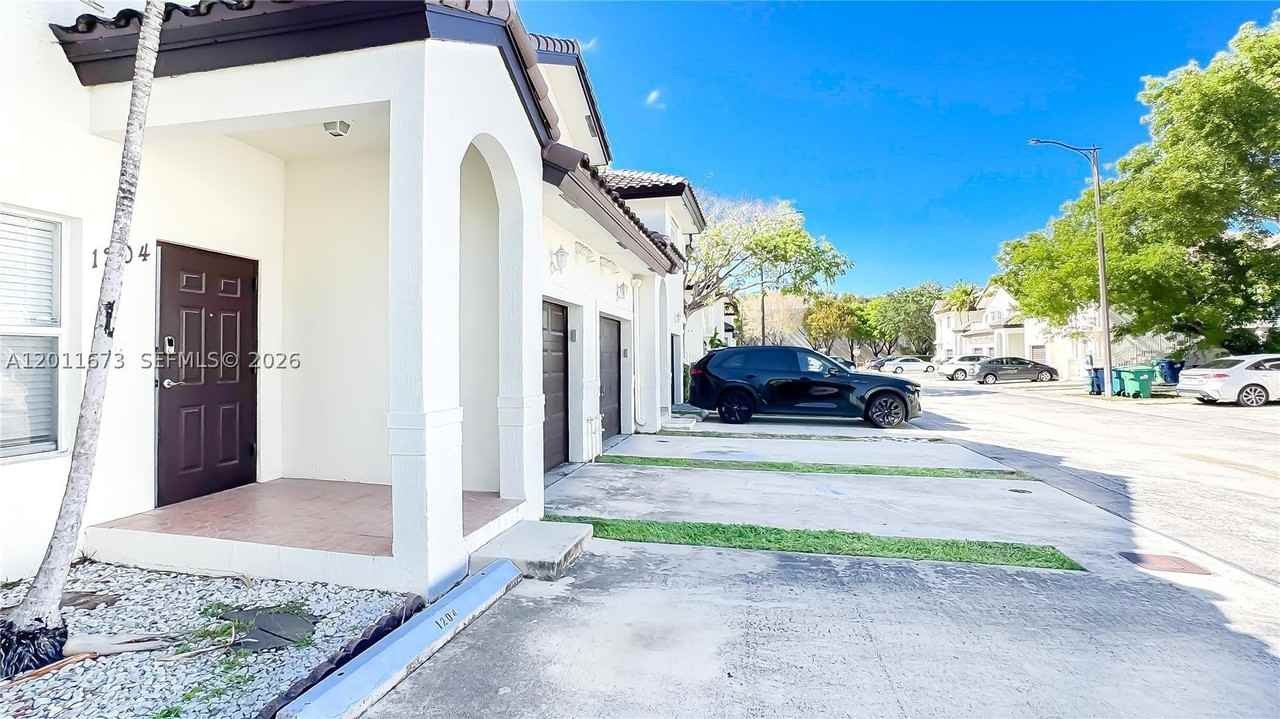 8902 Nw 109th Ct #1204 - Photo 5 of 50