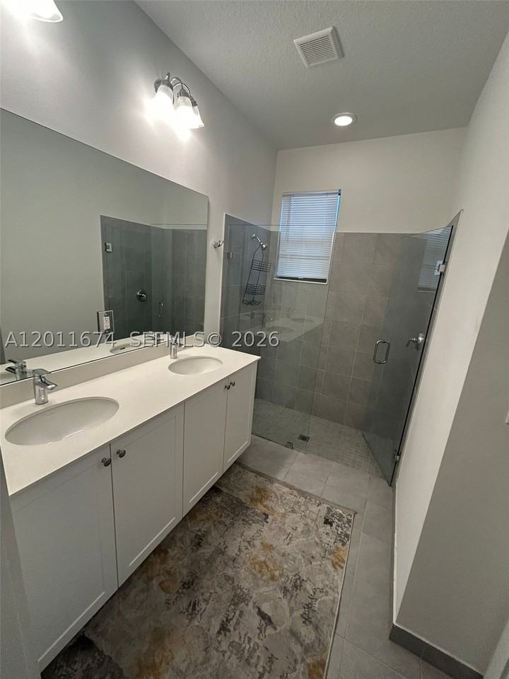 5541 Agostino Way #5541 - Photo 4 of 5