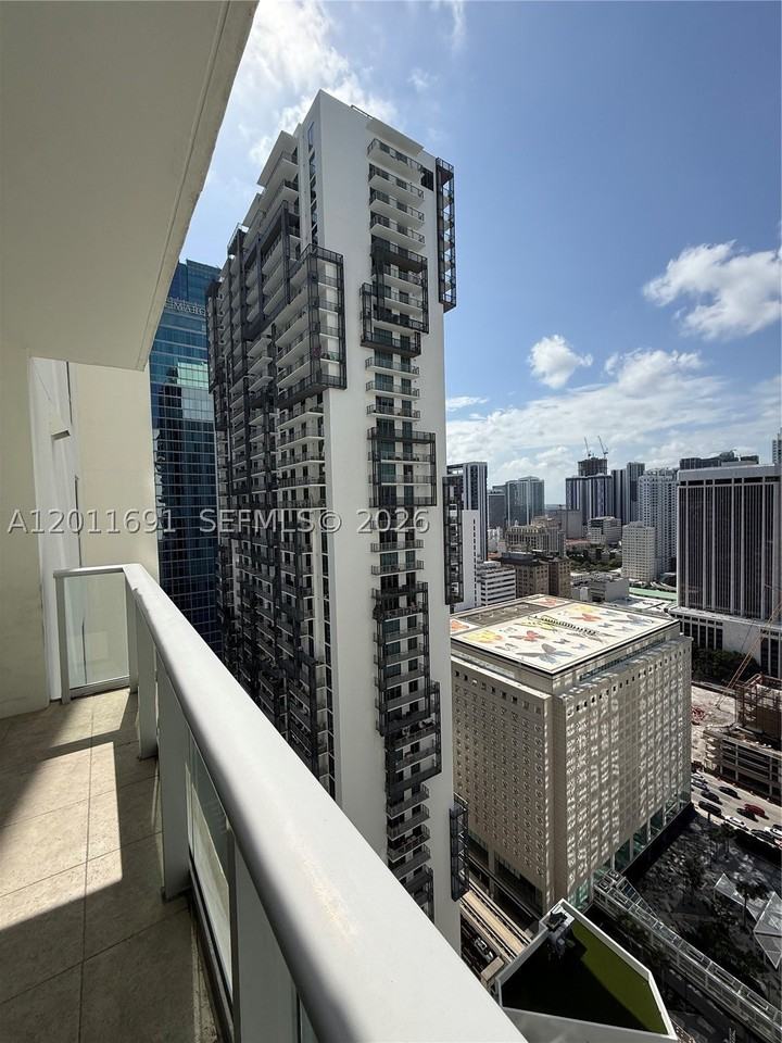 300 S Biscayne Blvd #T2903