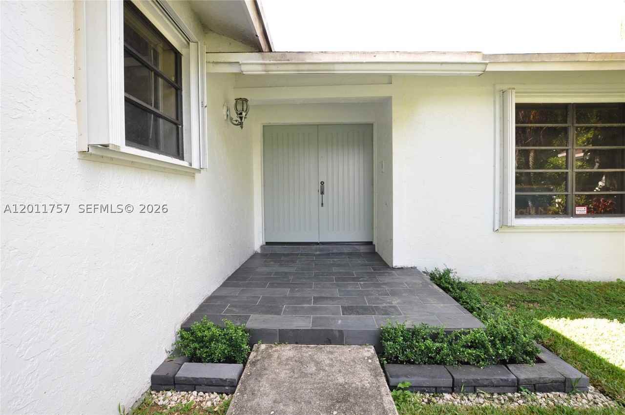 16760 Sw 280th St - Photo 5 of 44