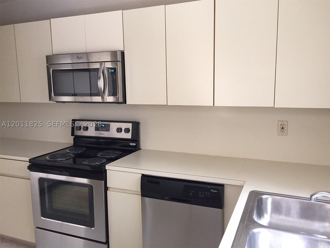 12060 Sw 19th Ln #204 - Photo 4 of 22