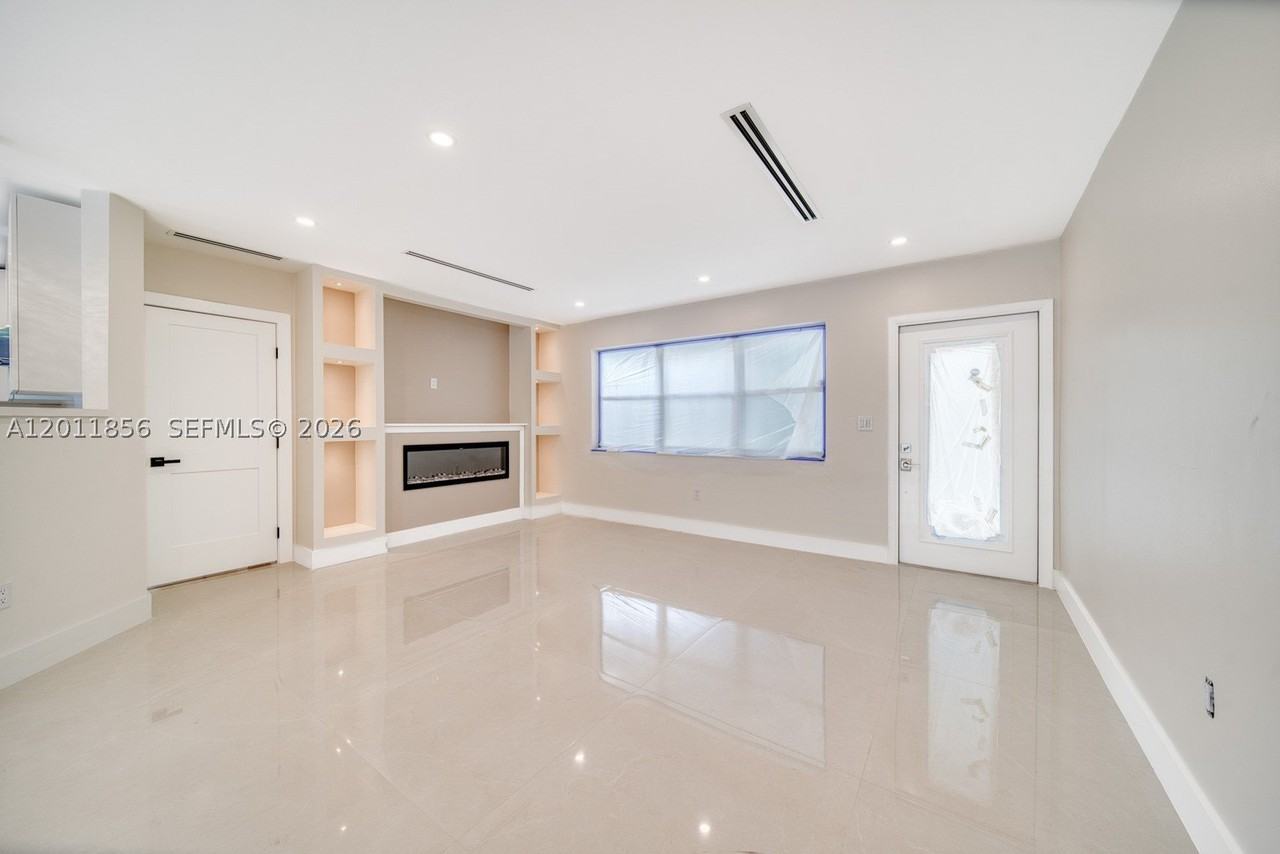 15730 Sw 87th Ct - Photo 3 of 35