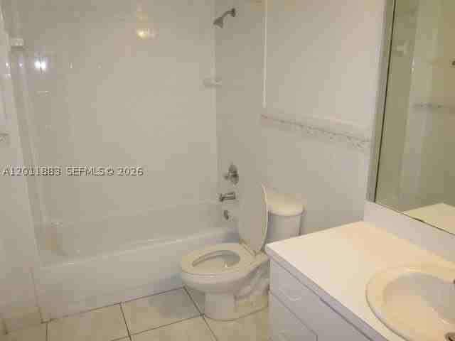 8201 Nw 8th St #1-414 - Photo 4 of 20
