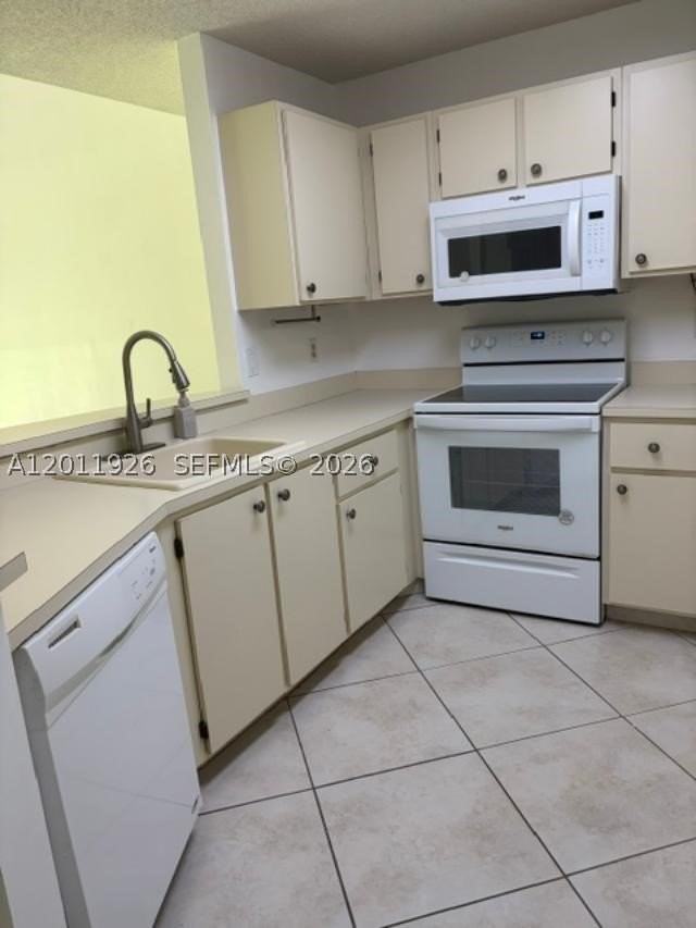667 Woodgate Ln #B - Photo 7 of 20