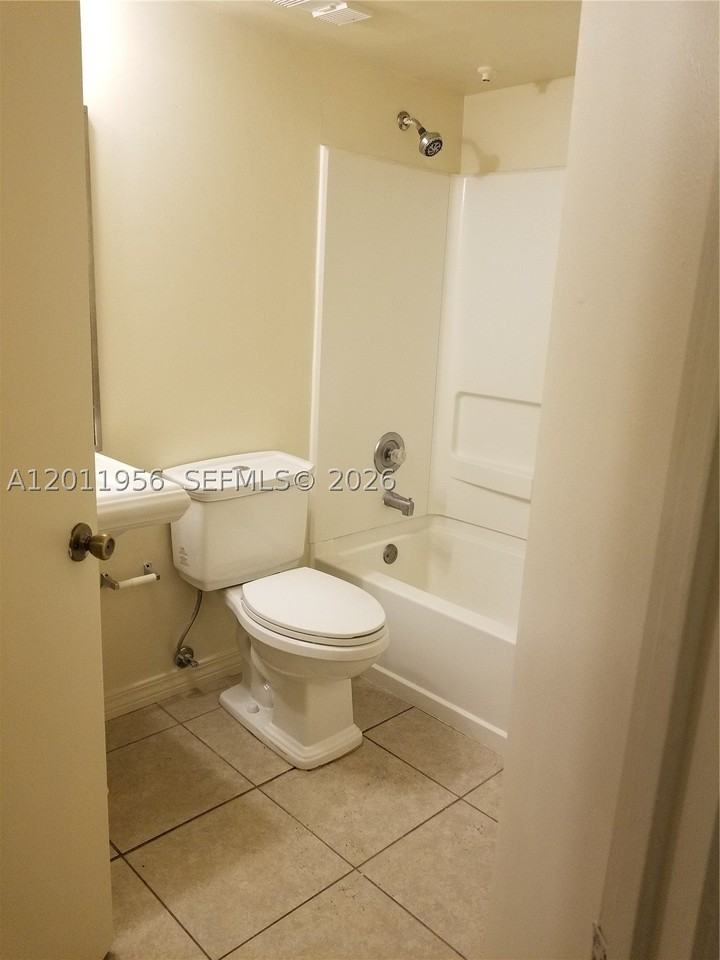 15241 Sw 80th St #201 - Photo 4 of 19