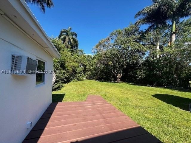 4548 Sw 33rd Ave #M - Photo 4 of 31