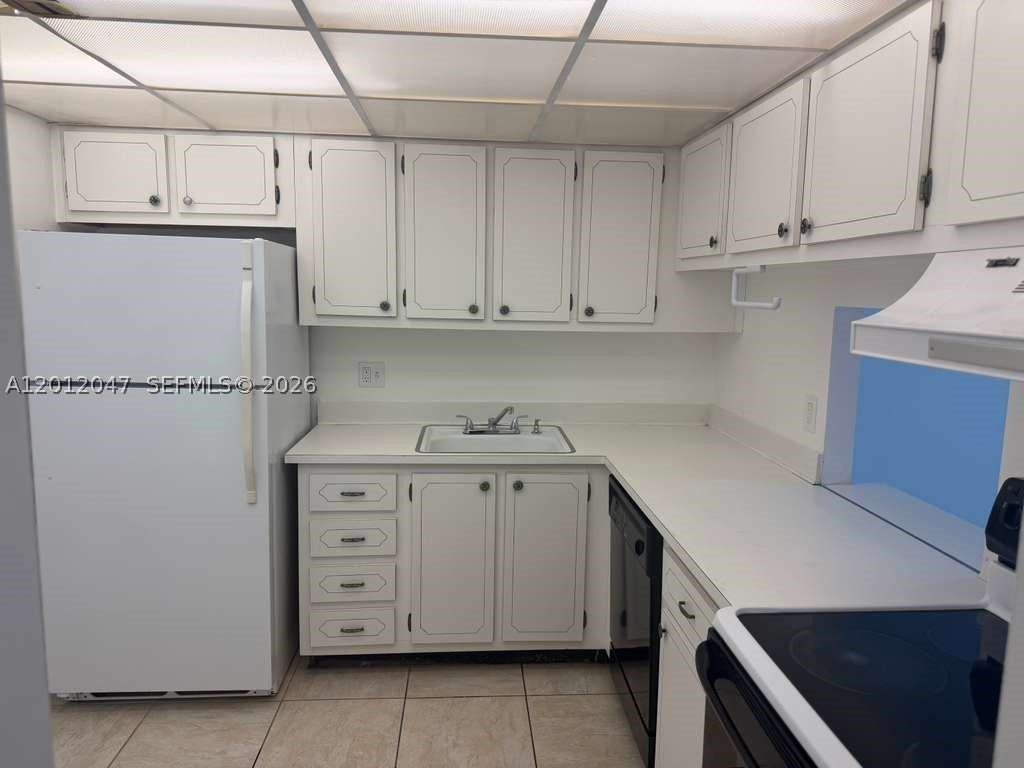 500 Executive Center Dr #5C - Photo 5 of 14