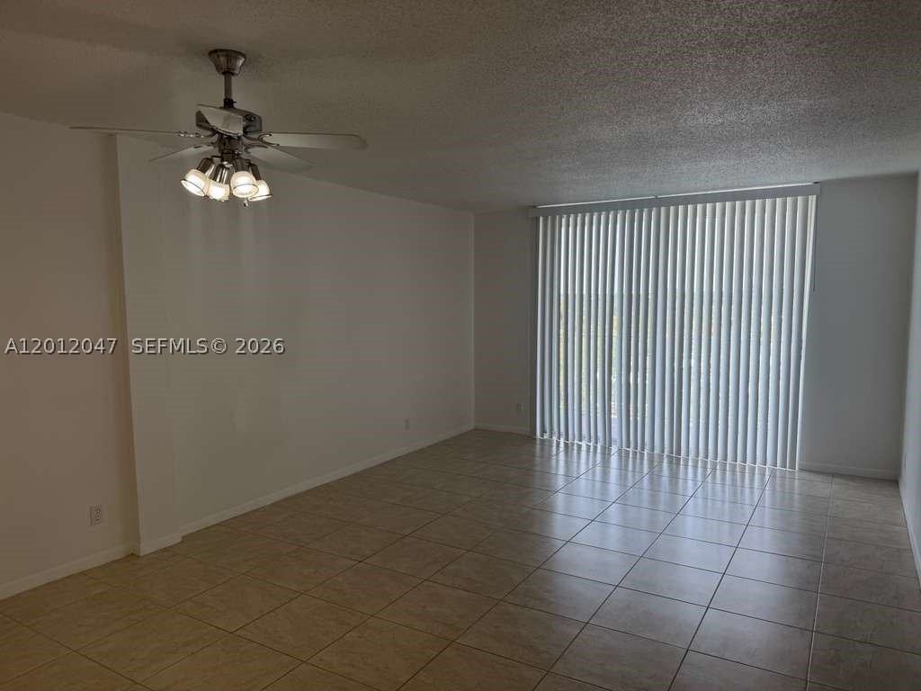 500 Executive Center Dr #5C - Photo 6 of 14
