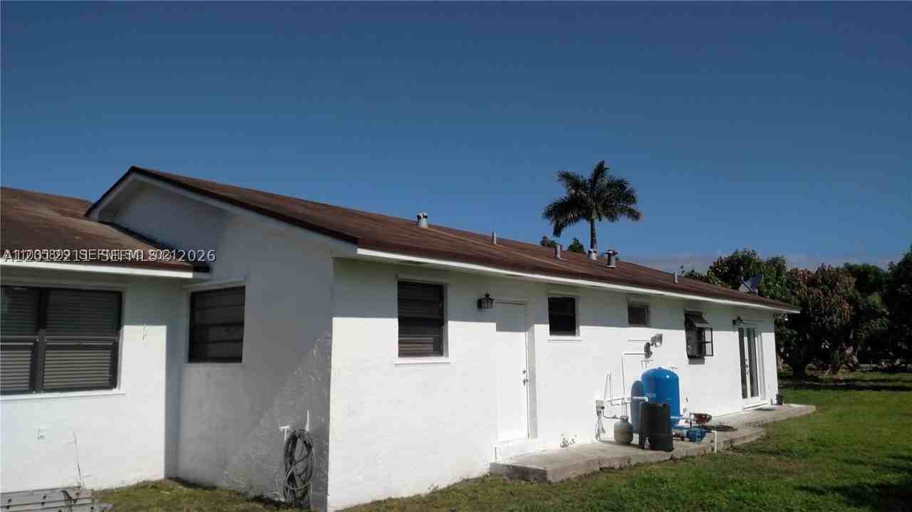 19600 Sw 256th St #A - Photo 5 of 20