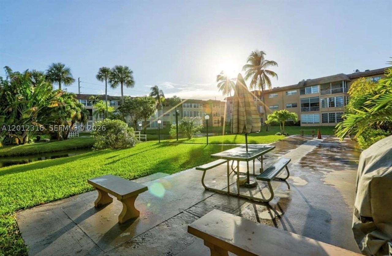 5031 W Oakland Park Blvd #204 - Photo 7 of 20