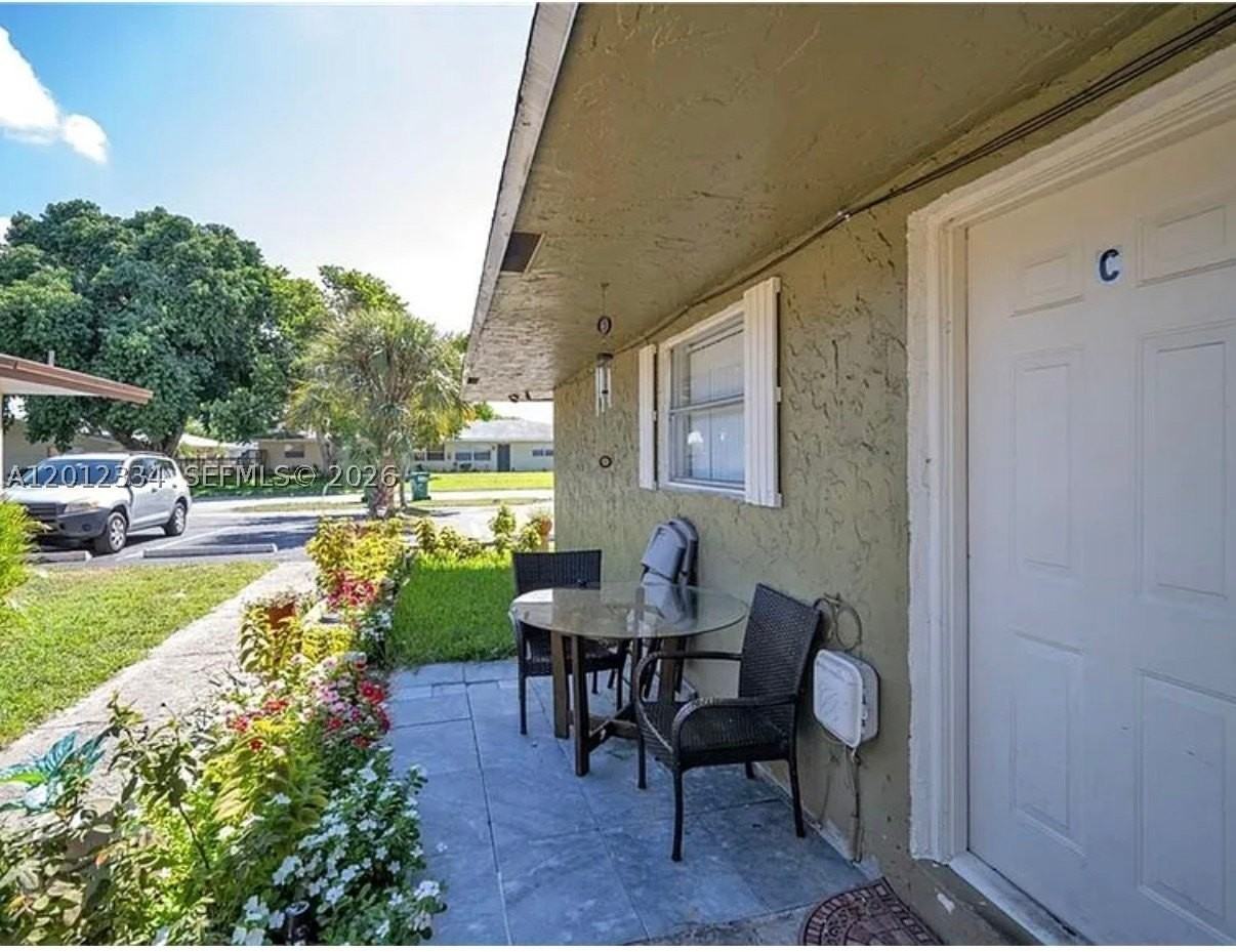581 Kathy Ln #D - Photo 2 of 16