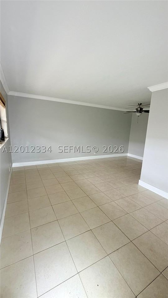 581 Kathy Ln #D - Photo 4 of 16