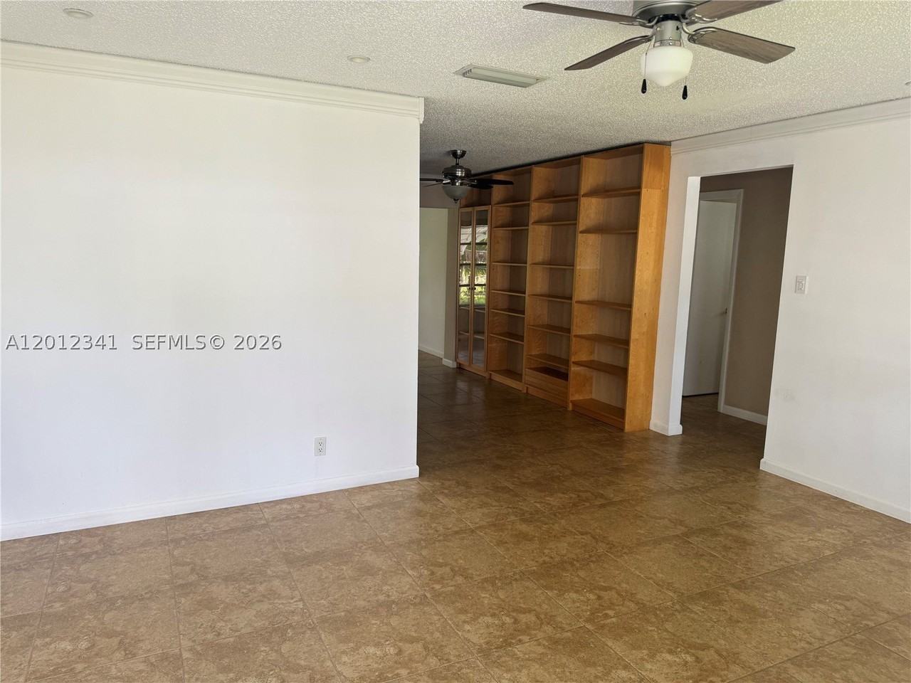 1010 Nw 72nd Ter #0 - Photo 6 of 10