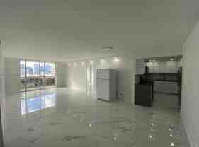 6039 Collins Ave #1033 - Photo 1 of 1