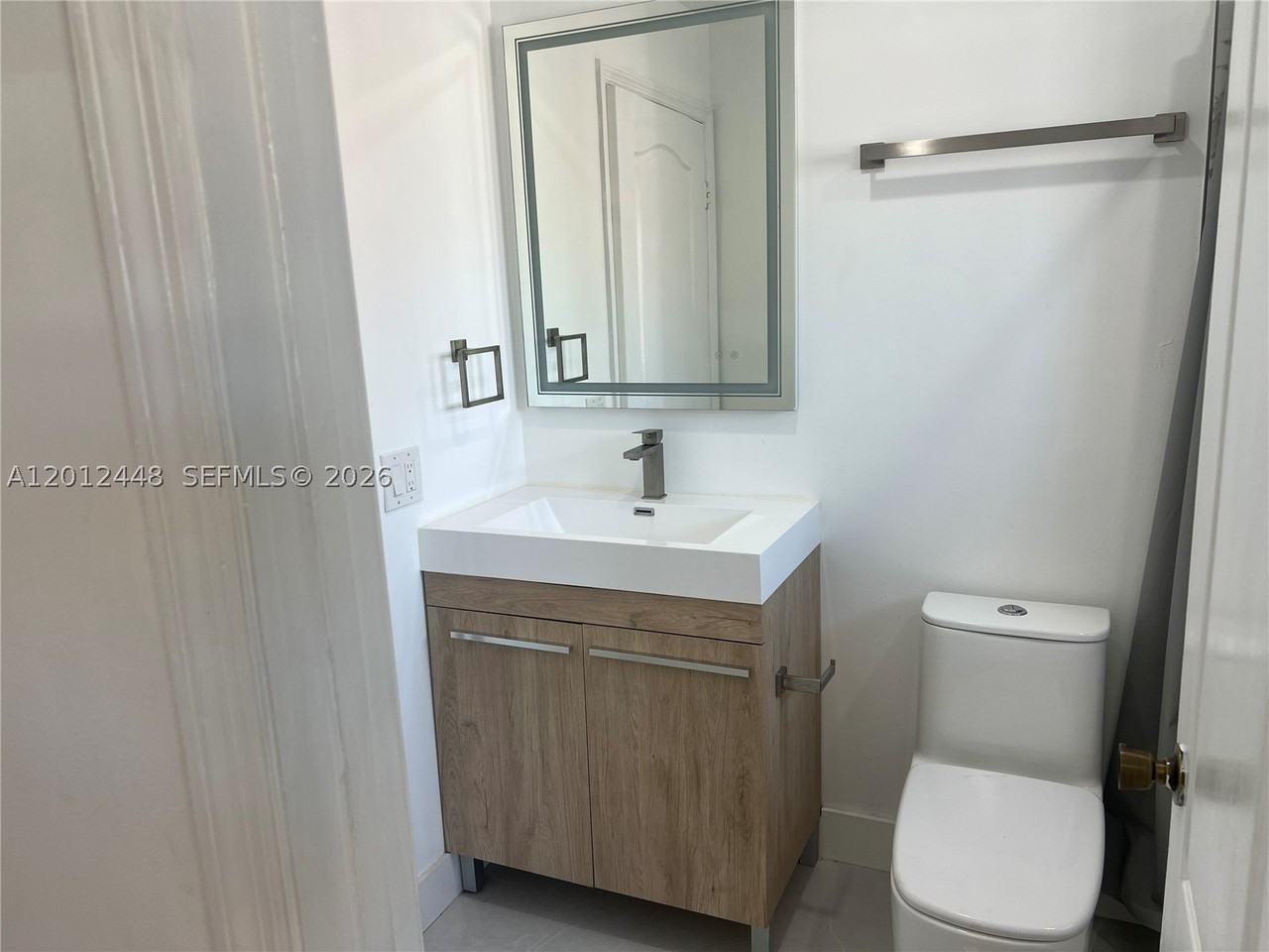 2425 W 76th St #207 - Photo 5 of 18