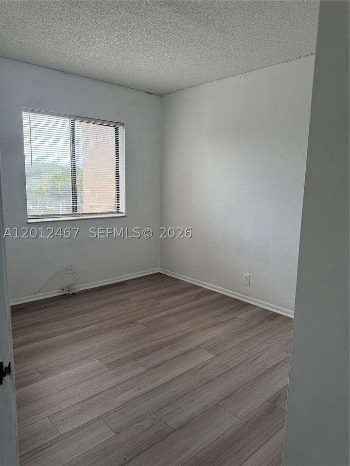 10916 Royal Palm Blvd #10916 - Photo 7 of 15
