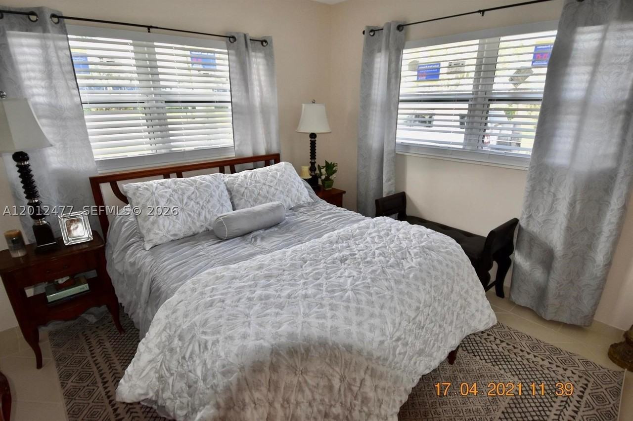 2515 Emory Dr W #A - Photo 6 of 29