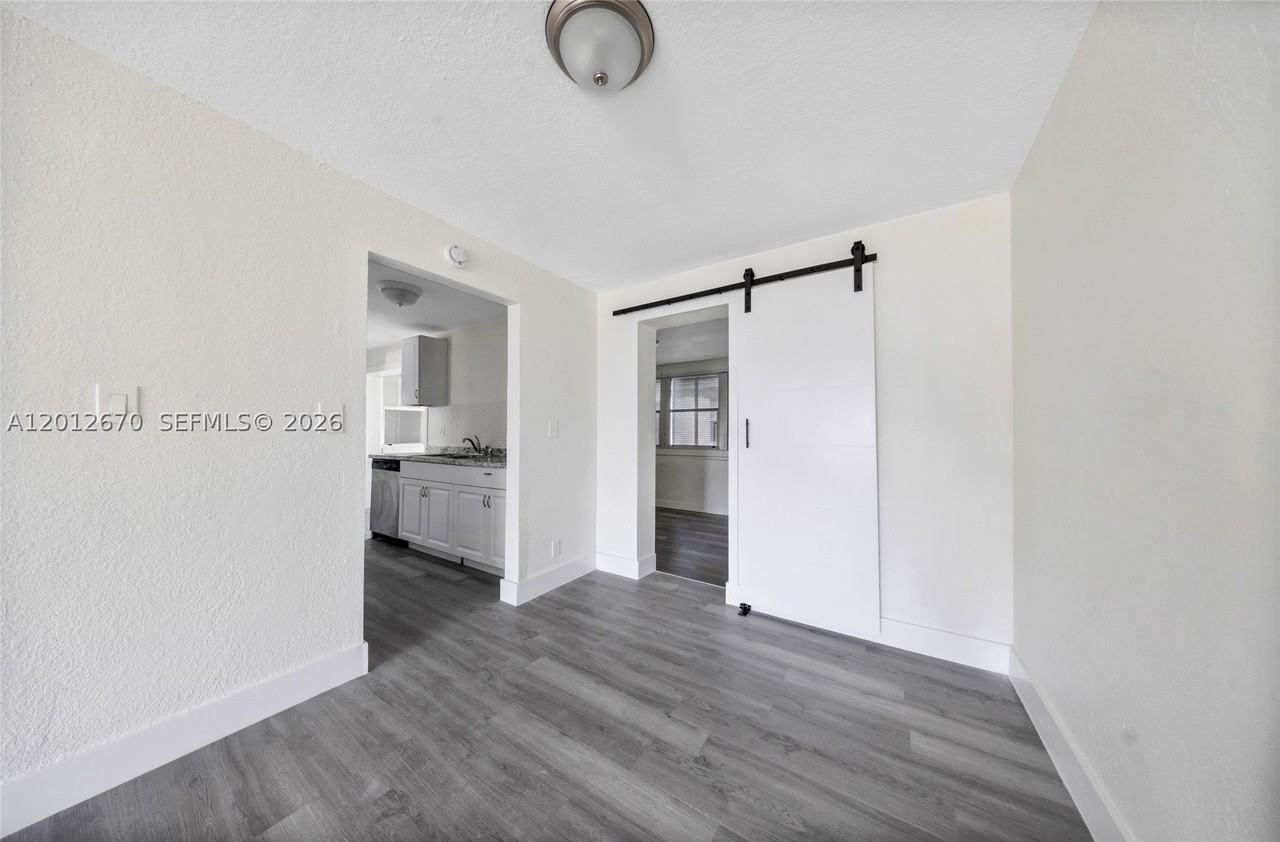2520 Nw 2nd Dr - Photo 6 of 26