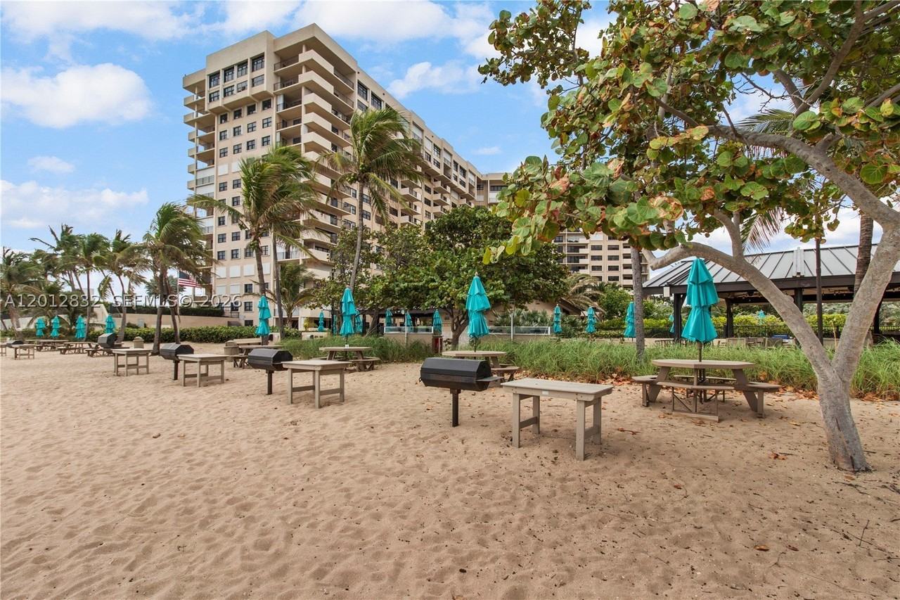 4900 N Ocean Blvd #705