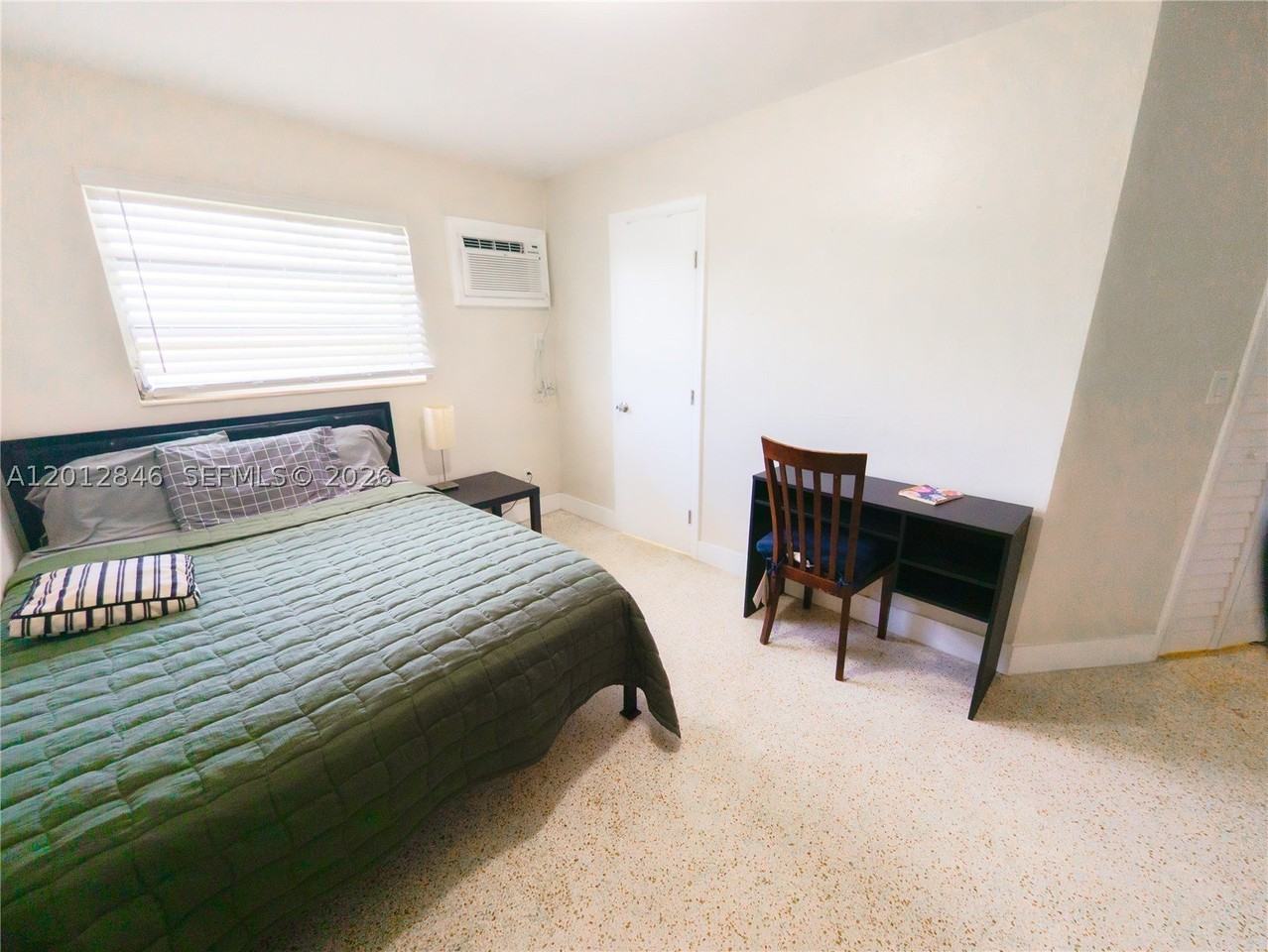 1220 Sw 5th St #16 - Photo 6 of 8