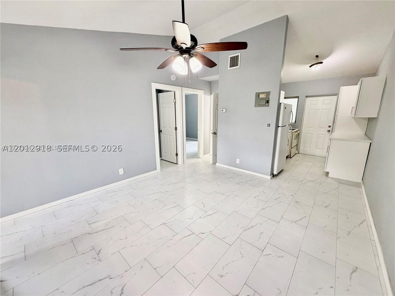 836 Nw 12th Ter #2 - Photo 4 of 16