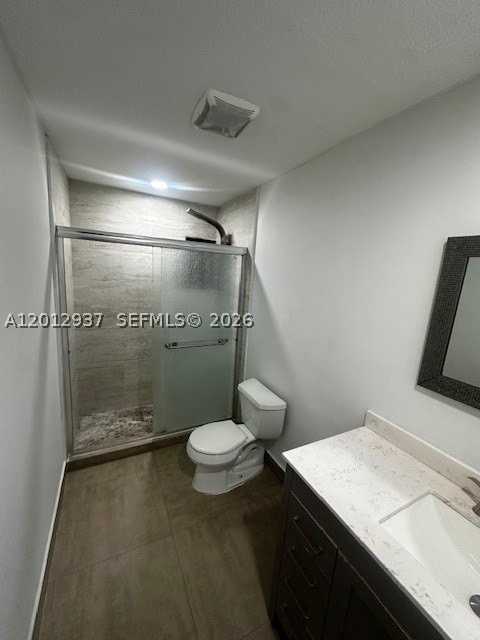 18560 Sw 128th Ave #B - Photo 4 of 9